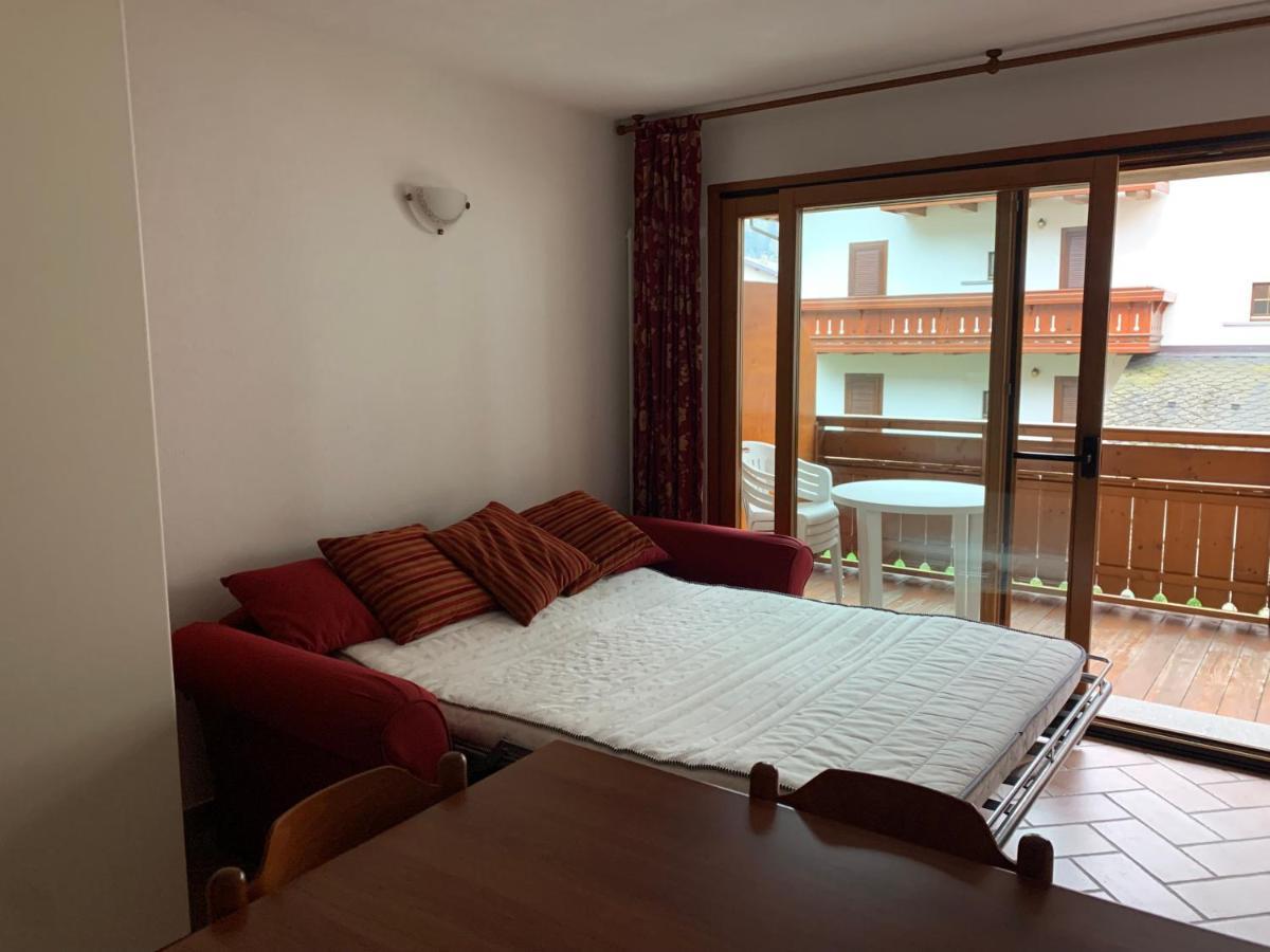 Monolocale Campodolcino Apartment Luaran gambar